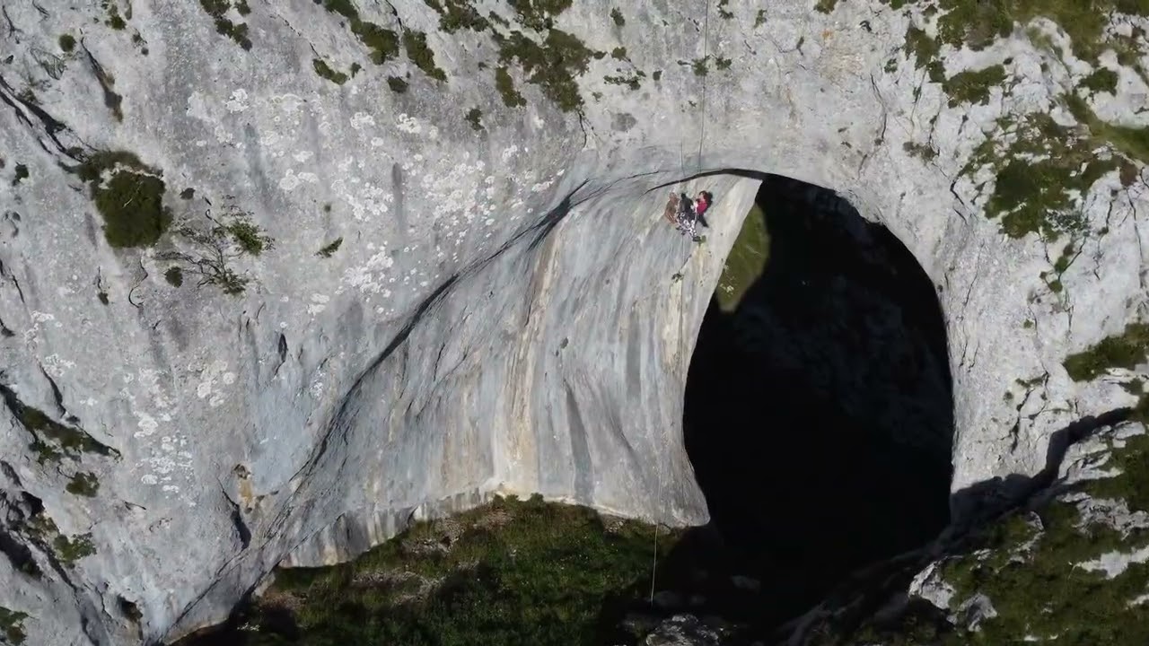Asturias paraíso natural Ojo de buey Peña mea