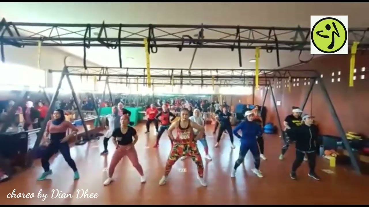 MUNDIAN TO BACH KE by PANJABI MC ; choreo by Dian Dhee