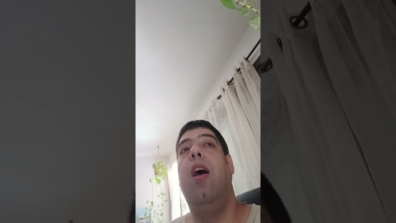 הסברתי לה על הספר שהיא כתבה האמת מאחורי המונח הסגברה