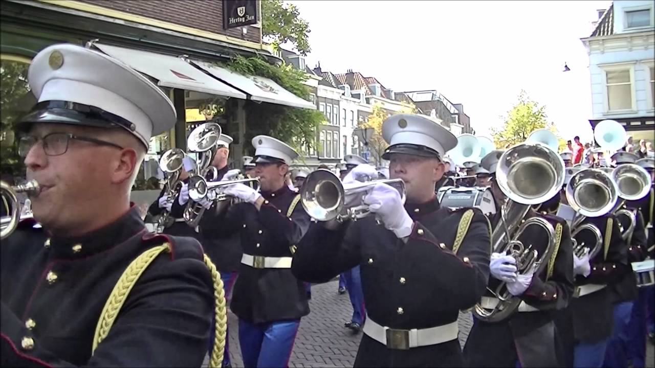 K&G Leiden - Streetparade Delft 2016