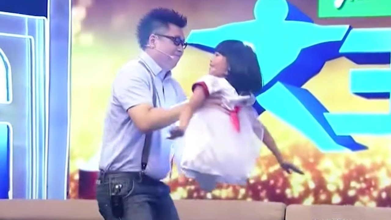 6岁女孩因车祸失去下半身,却依然坚强乐观,现场和王为念翩翩起舞,看哭在场所有人【王芳王为念访谈】