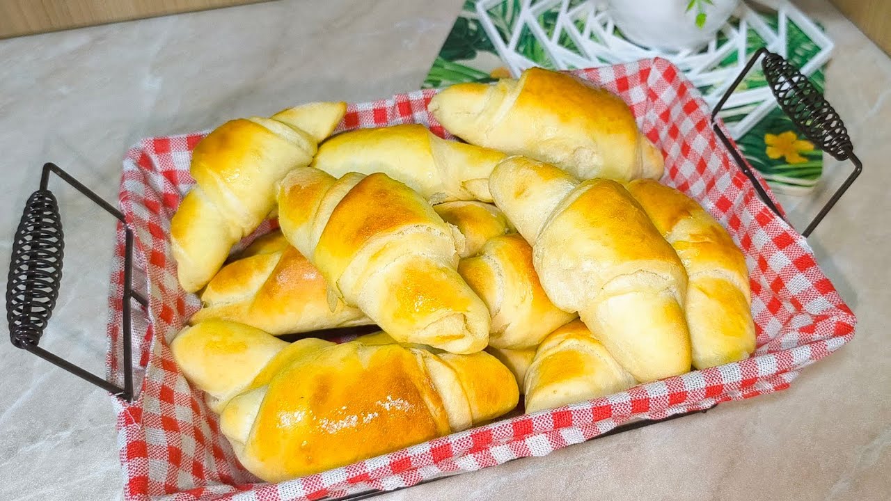 Univerzalno lisnato tijesto - kiflice 🥐 Jednostavno, a ukusno. #kiflice #domaće #kuhinja #brzo 