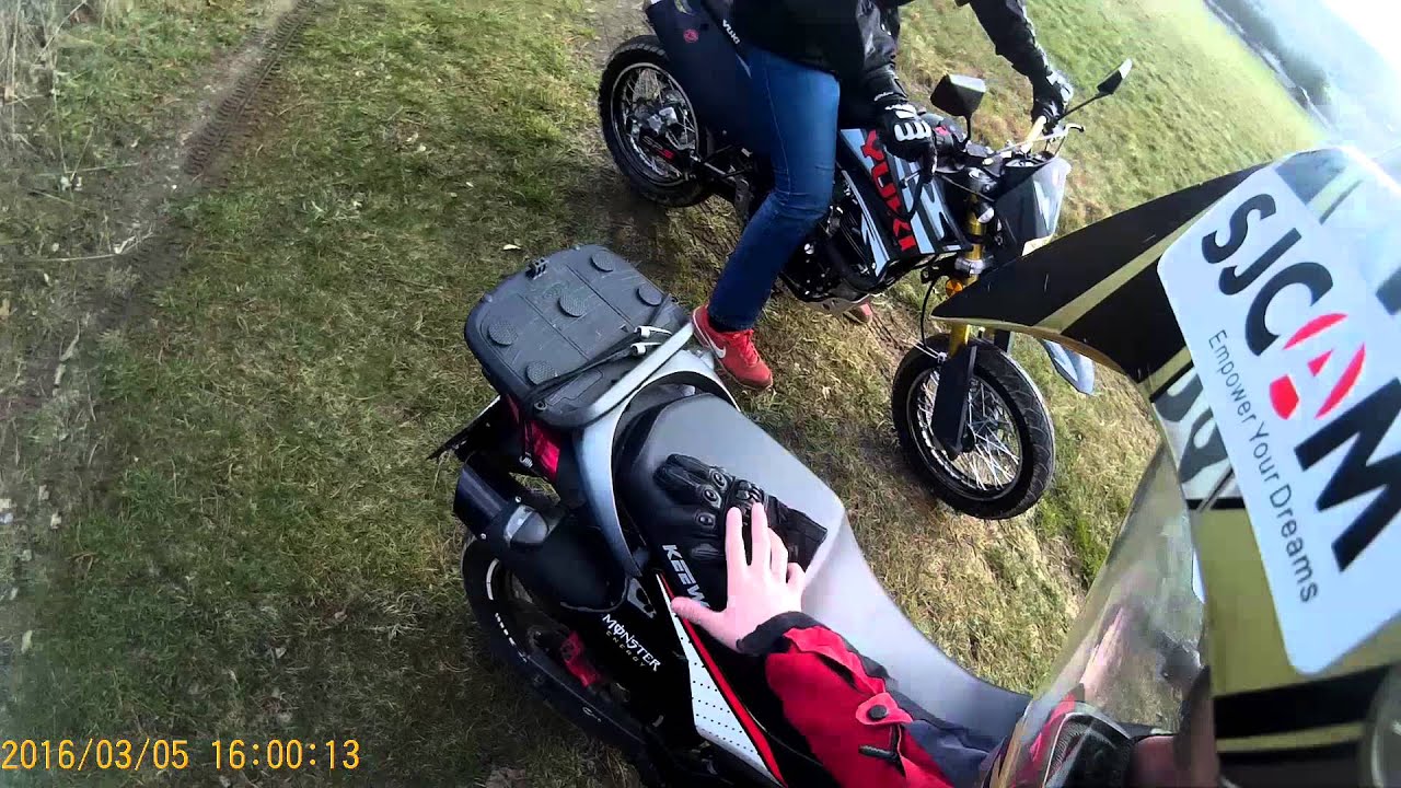 Keeway TXM 125 and Yuki 125 SM free ride