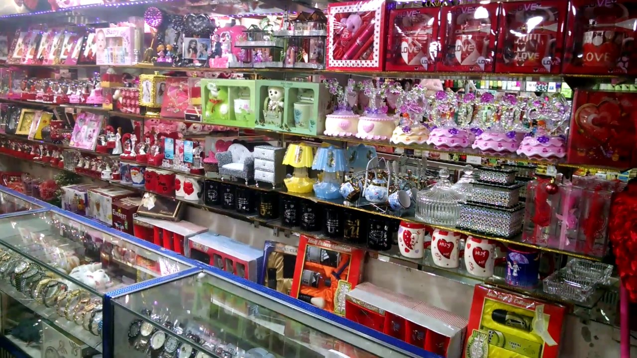 Shahbaz gift center