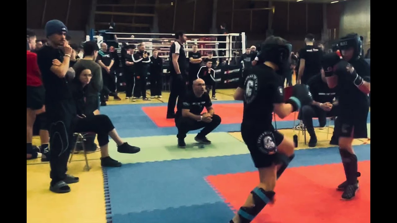 Ahoj Lidi začínám dělat video  a chci mít 100 000 Odběru
