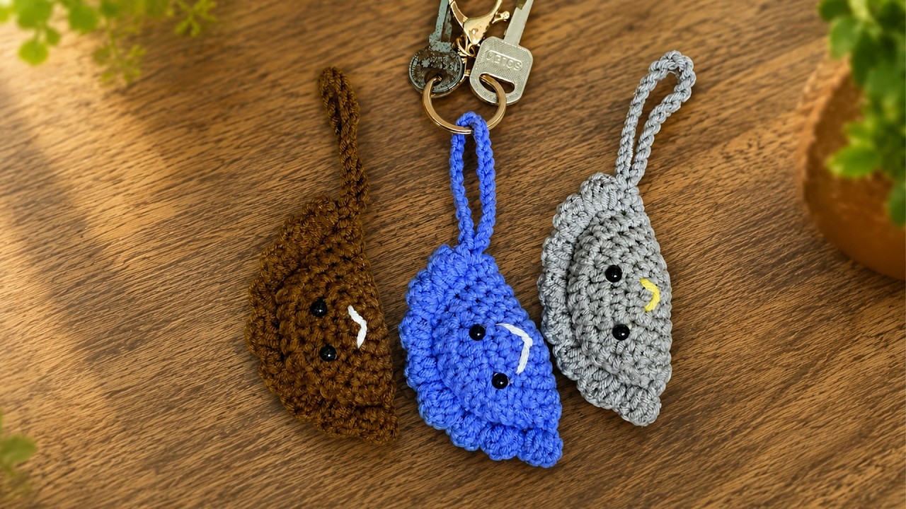 Crochet Dumpling Keychain - Easy Crochet Keychain Pattern
