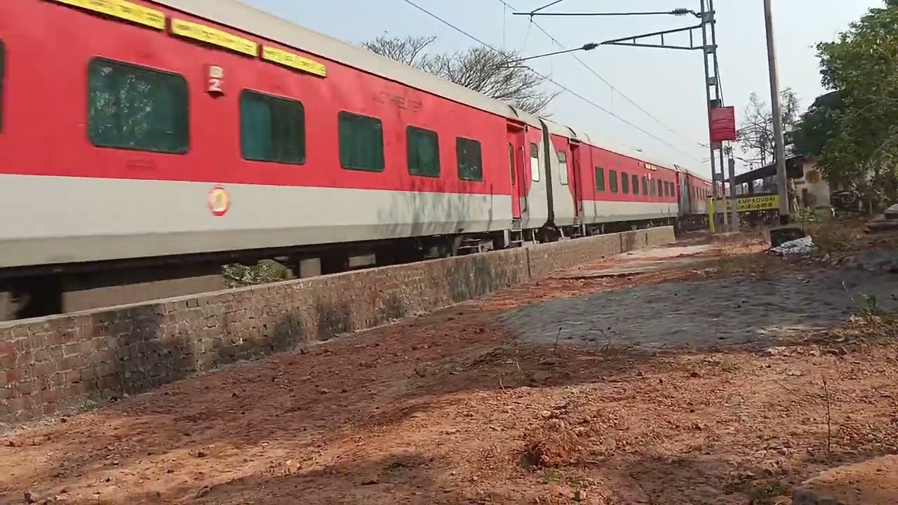 MAINLINE KING CHOLAN SUPERFAST EXPRESS TRICHIRAPALLI TO CHENNAI EGMORE SKIP VALLAMPADUGAI MPS 