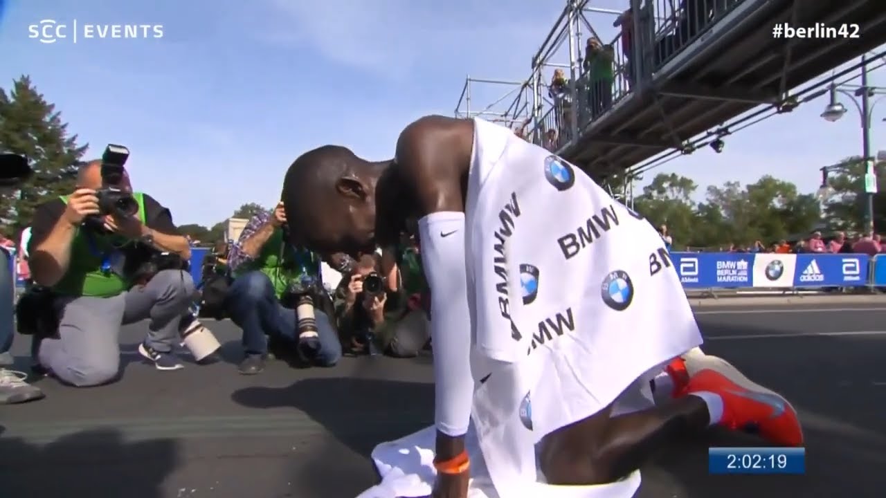 Eliud Kipchoge's World Record Run at the BMW BERLIN-MARATHON 2018