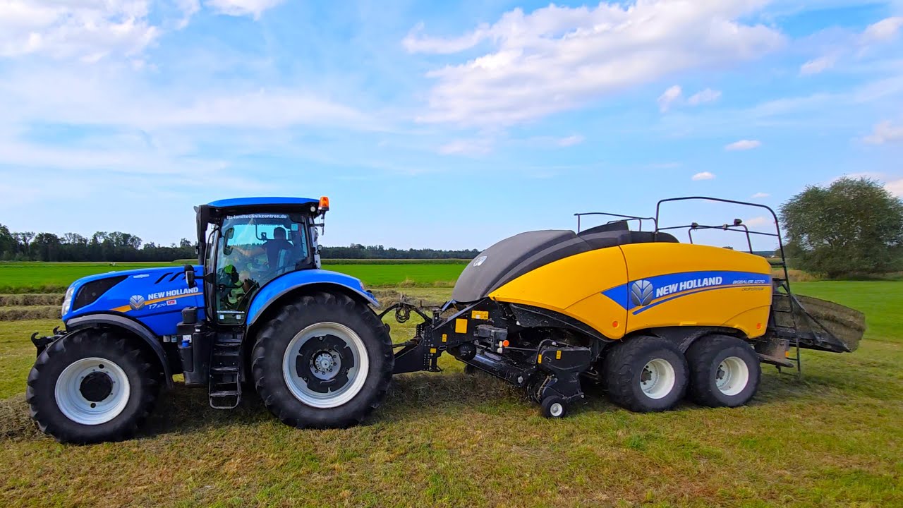 Super 🦋Heu 🦋pressen mit New Holland  270.T7 & BigBaler 1270 CropCutter