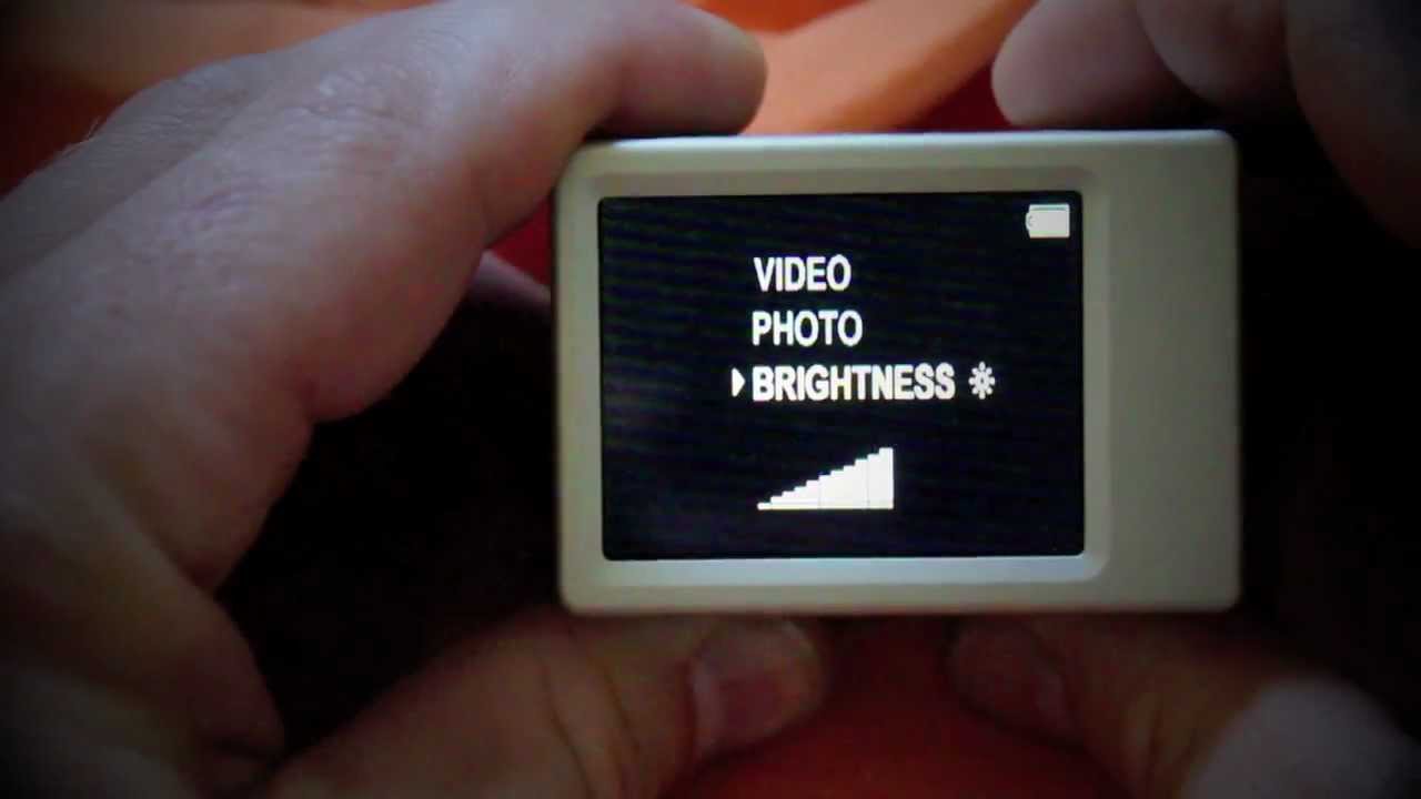 Tip #185 GoPro - BacPac LCD half brightness battery life while recording | MicBergsma