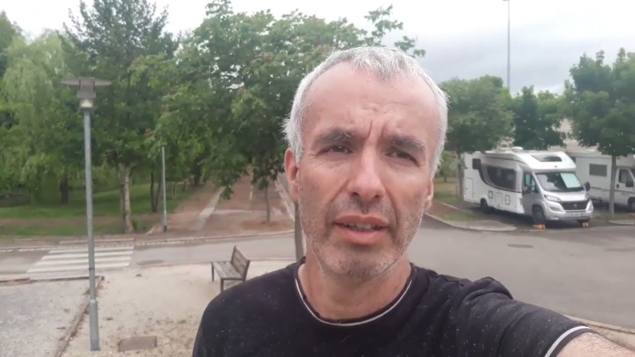 COMMERCY (MEUSE) EN CAMPING CAR
