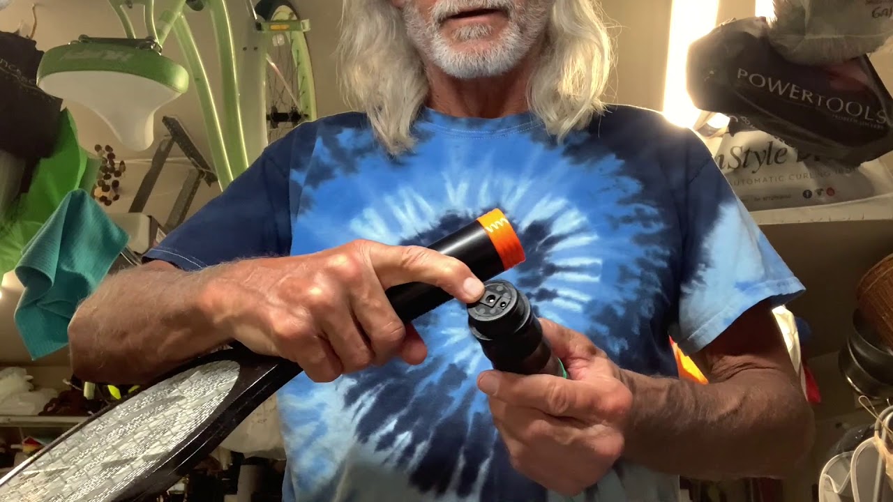 How to charge a Multi Function Mosquito hitting racquet