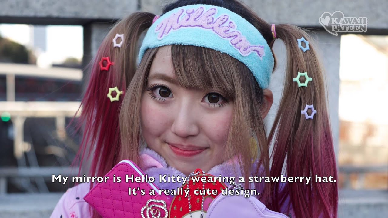 What kawaii stuff is in HARAJUKU FASHIONISTAS' BAGS? | 原宿のファショニスタたちの鞄の中にどんな可愛い物があるの？