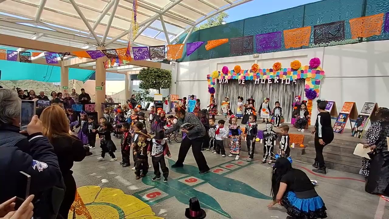 Colegio Guadalupe día de muertos y Halloween 2025