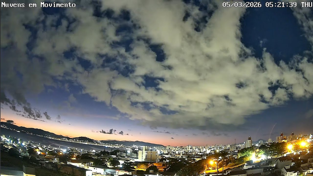 05/03/2026 - Nuvens, Sol e Lua