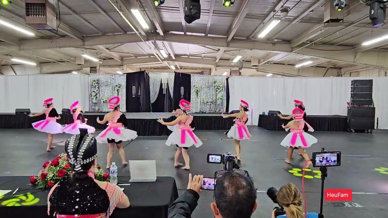 Paj Cua Nplaim | Dance Comp Rnd 1 | Fresno Hmong New Year 2023-2024