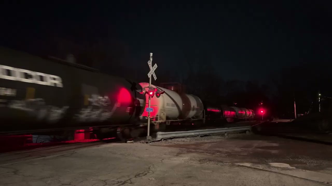 CN L546 north on CN STL Sub - (Belleville, IL)