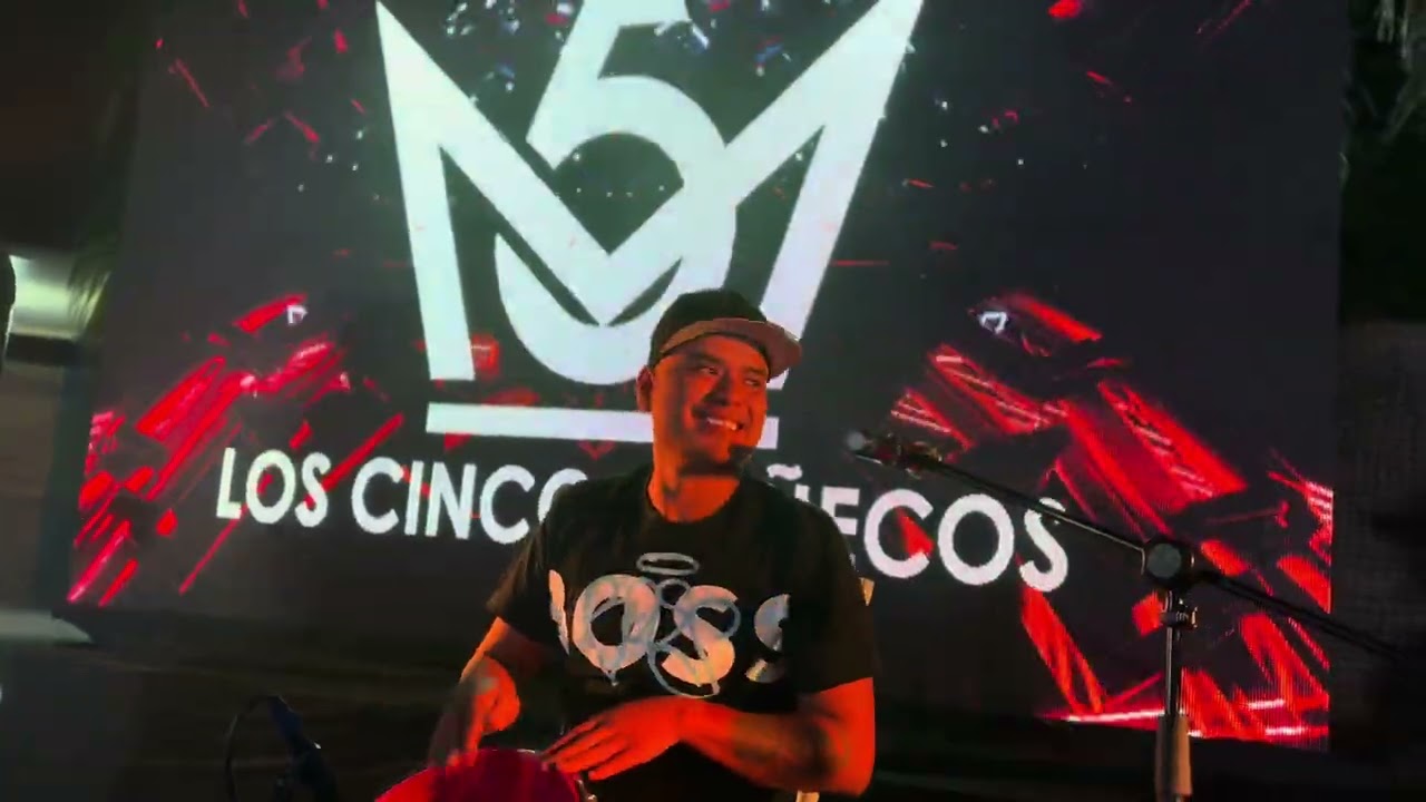 HOMENAJE A ERICK ESCOBAR (DECISIÓN VALLENATA) - LOS 5 MUÑECOS