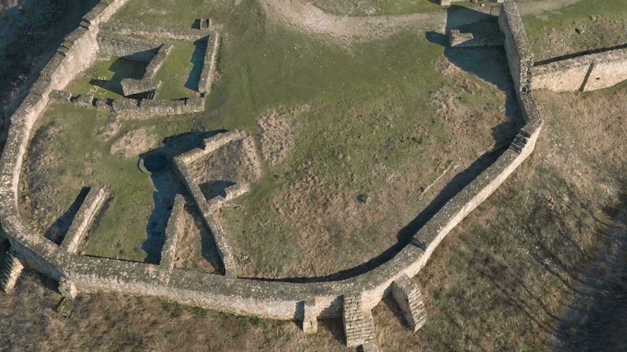 Der verborgene Schatz von Detmold: Ein Tagesausflug zur Ruine Falkenburg