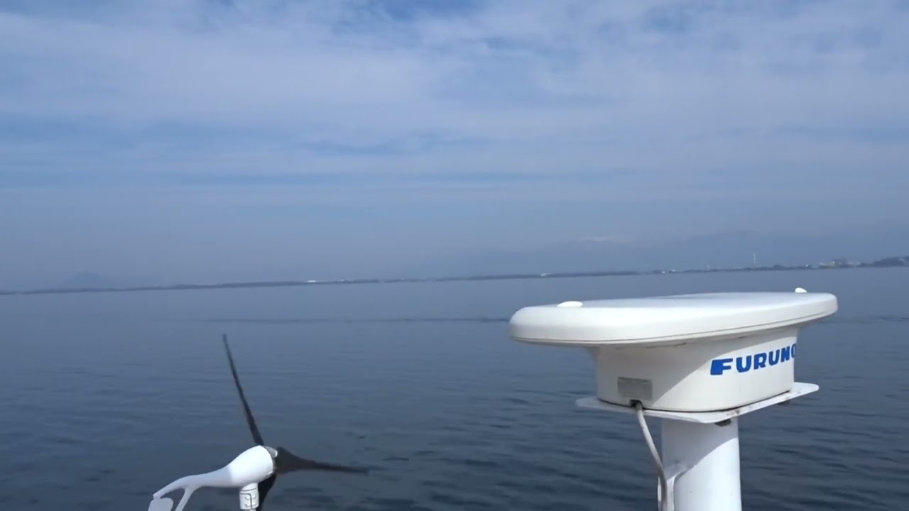 びわ湖クルーズ③　(長浜港近くからの伊吹山)