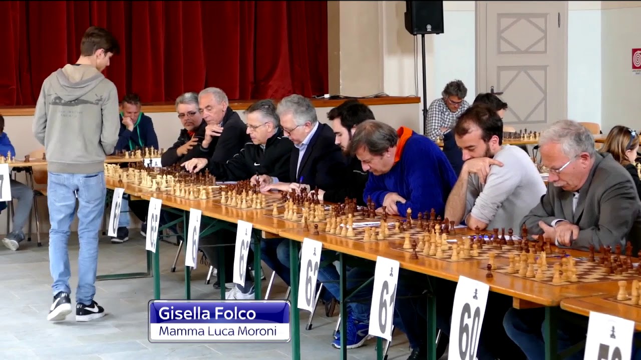 Simultanea con il GM Luca Moroni - Società Scacchistica Esteban Canal Cocquio