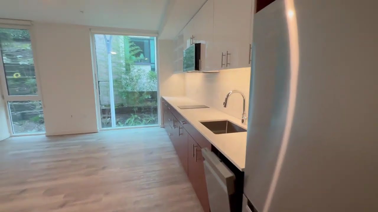 Flow Eastlake #321 | Studio 383 sq ft #apartment  #lakeunionseattle #seattleapartments #floweastlake
