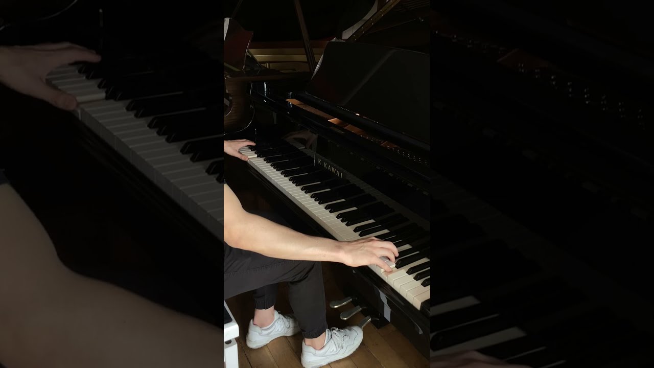 Piano à queue KAWAI GX1 DEMO