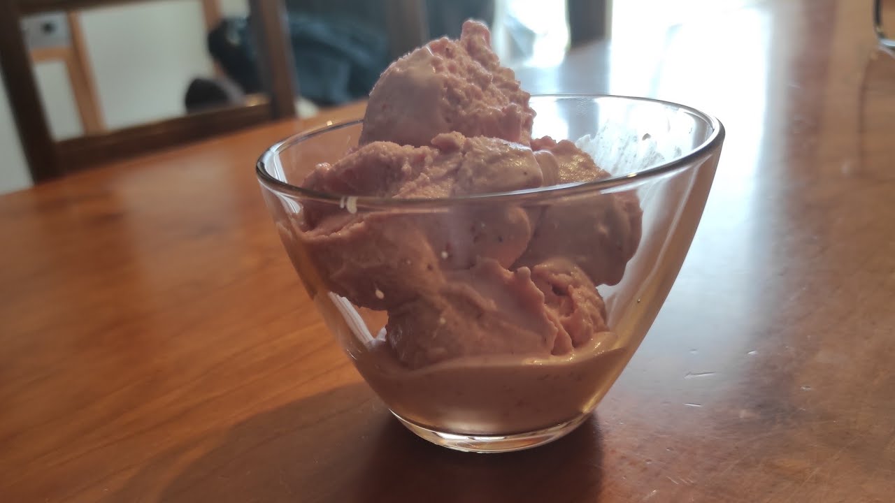 gelato alla fragola 🍓🍓🍓 dolce cremoso sano e leggero | come prepararlo con la gelatiera aicok