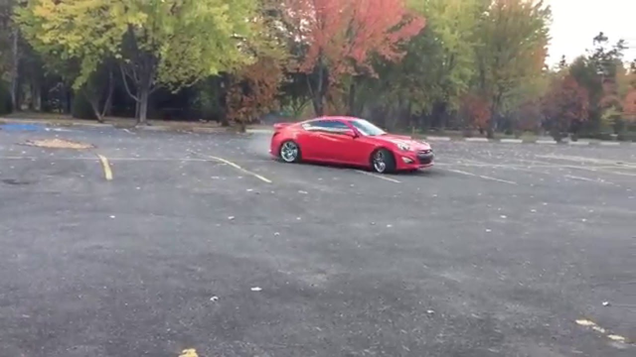 Drifting with my 2015 Hyundai Genesis Coupe 3.8 R-Spec