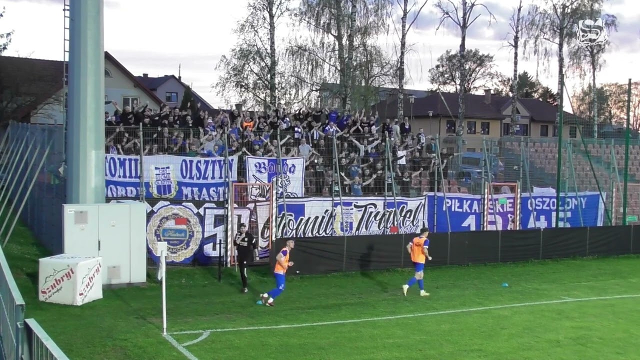 Doping kibiców Stomilu Olsztyn na meczu z Sandecją Nowy Sącz (6.04.2024 r.)