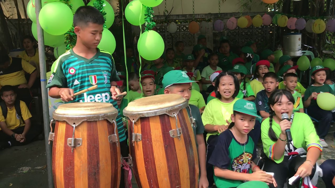ตีกลองกีฬาสี2