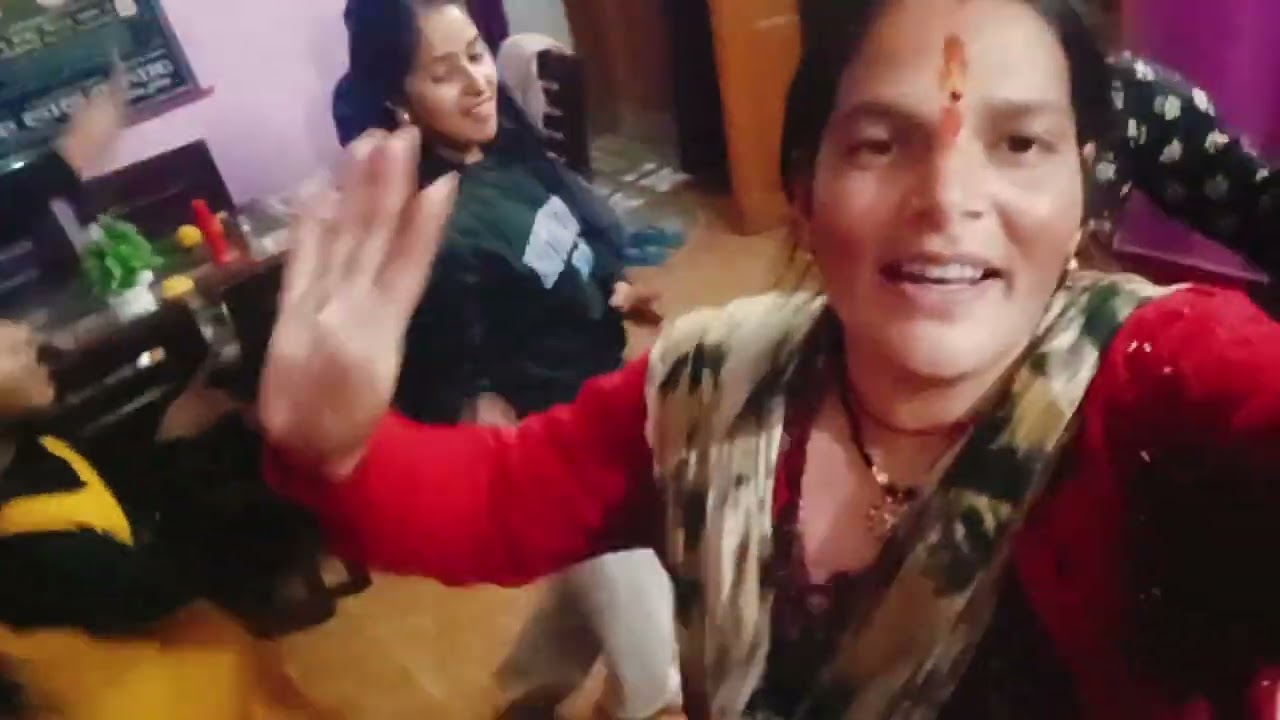 ऐसा डांस मैंने कभी नहीं देखा गंगोलीहाट के फेमस डांसर 😆😆😆😆🤗