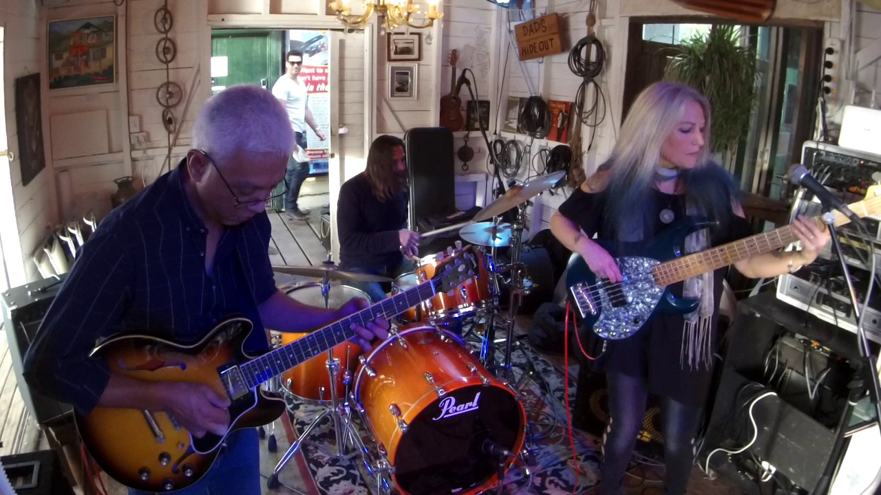 Rebecca Johnson Band * K I S S* Live @ The Co-Op Club (30/7/17)