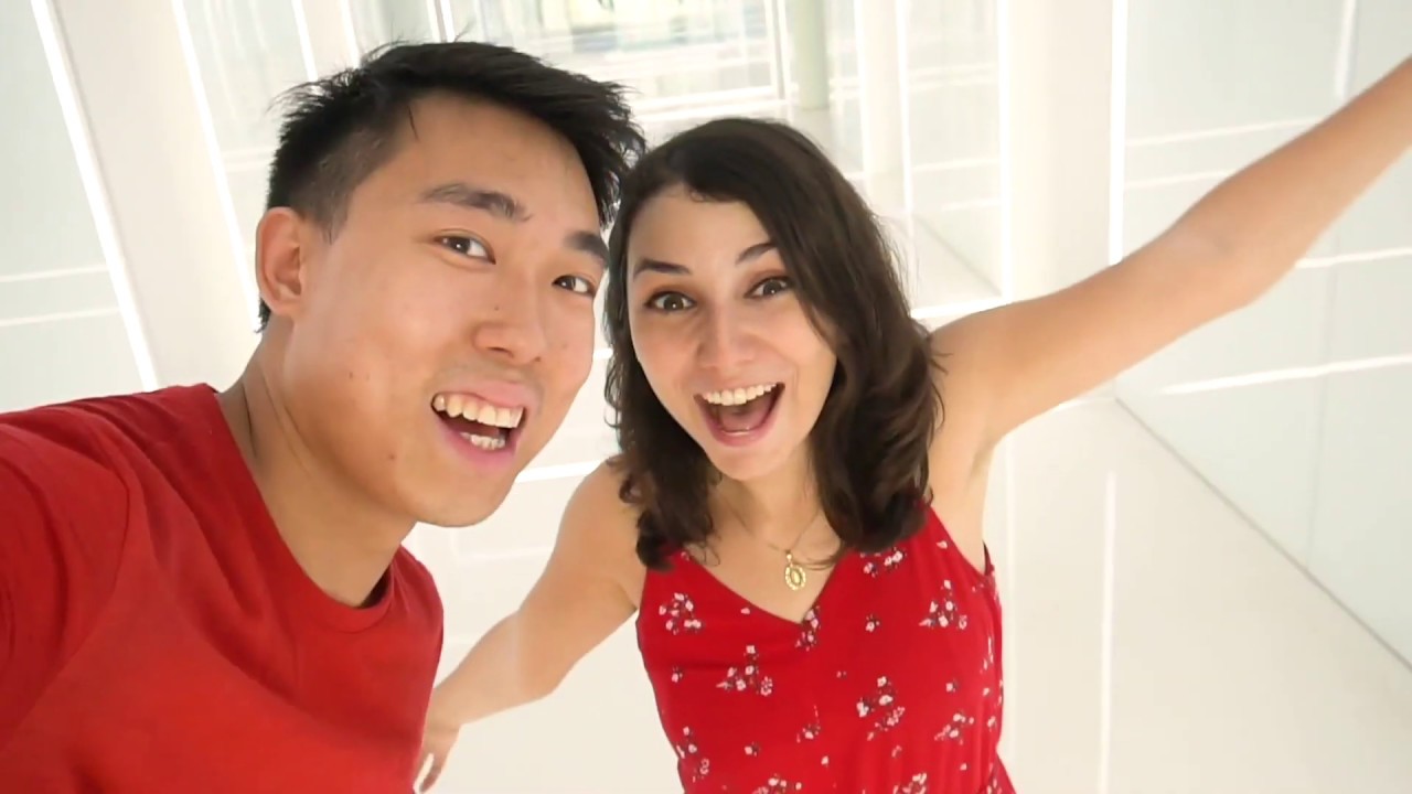 Advice For Deaf Couple Traveling Around The World