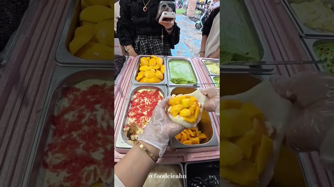 fruits mochi in china #chinnesefood #mochi #fruit  #dessert #delicious #foodie #streetfood #shorts