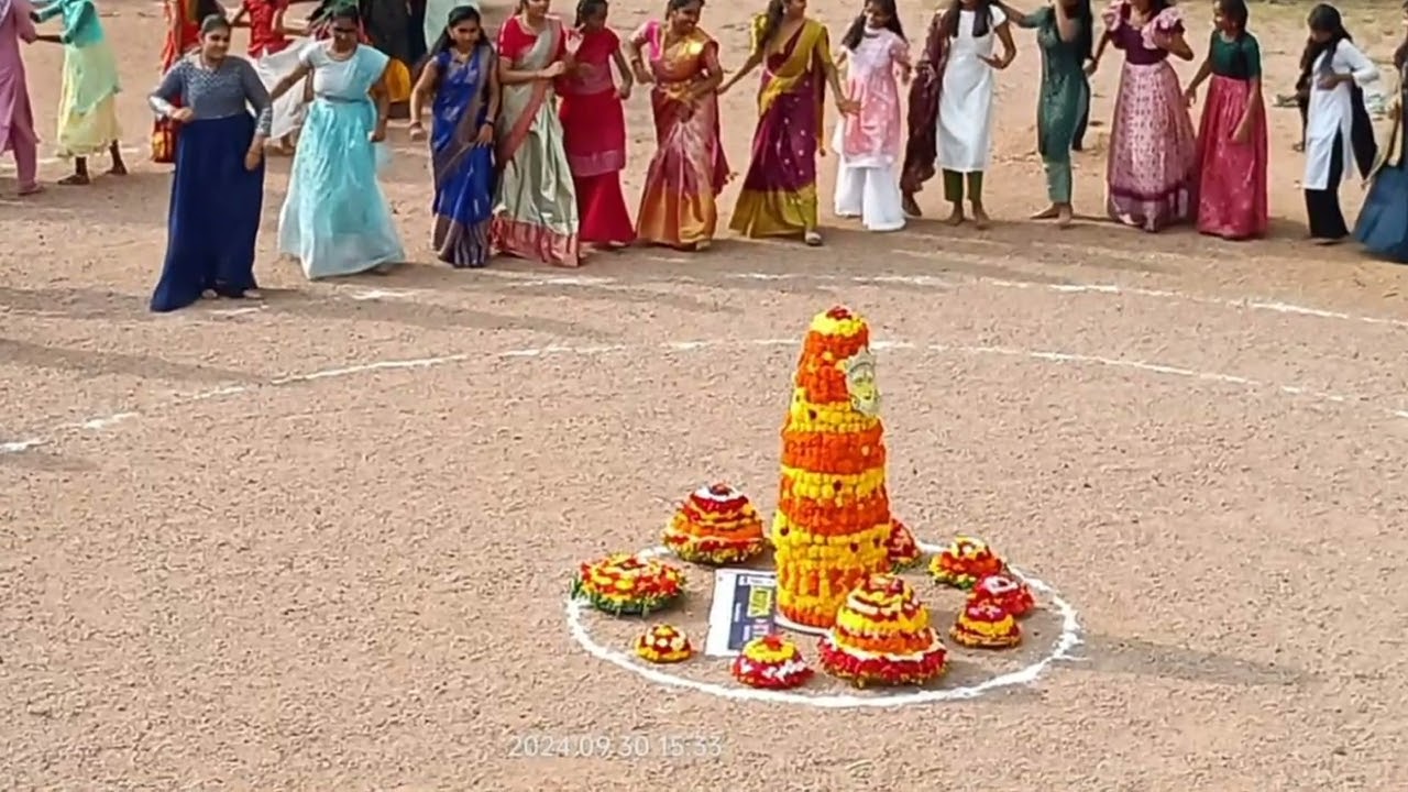Achievers Active High School Karimnagar Bathukamma Celebrations 2024 బతుకమ్మ సంబరాలు అచీవర్స్ పాఠశాల