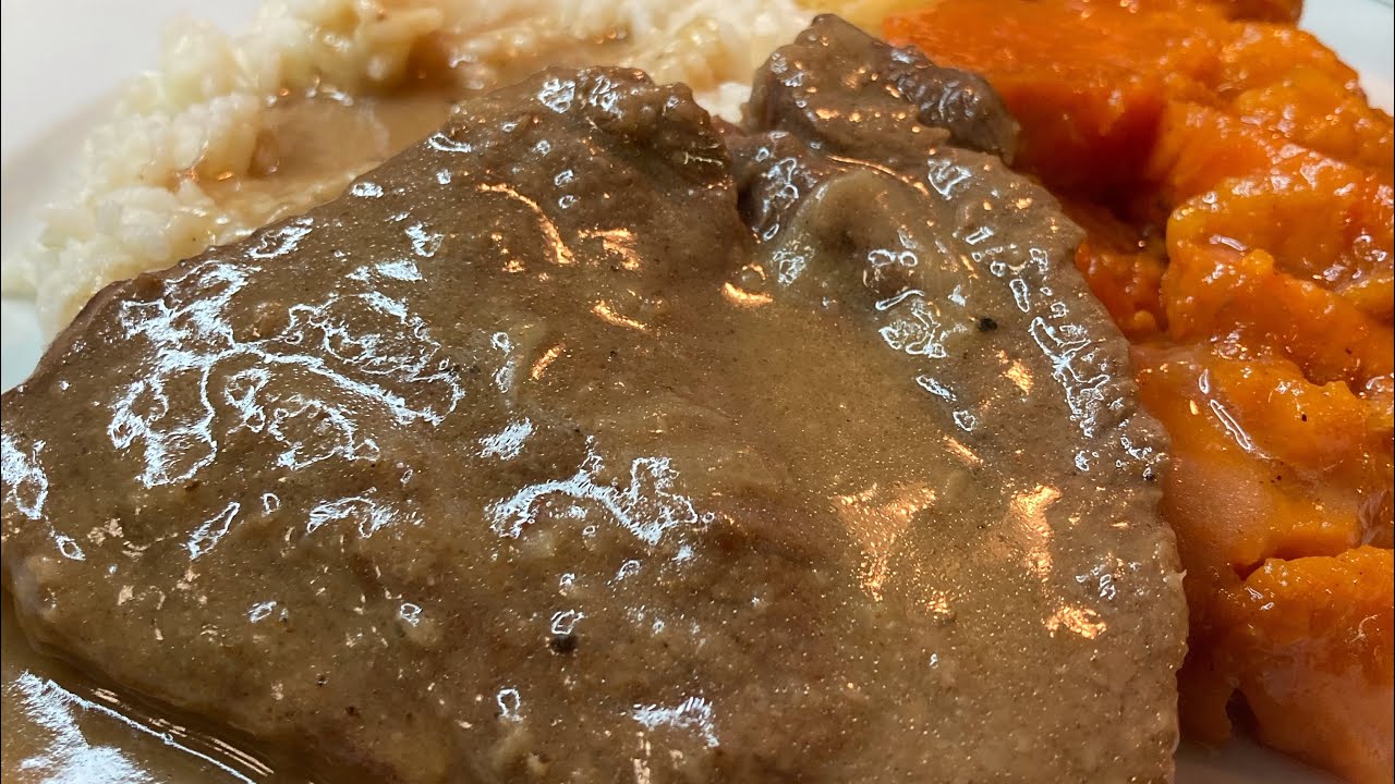OLD SCHOOL SMOTHERED SIRLOIN STEAK (MY SOCIAL MEDIA ANNIVERSARY MENU FAVORITES DAY 2)