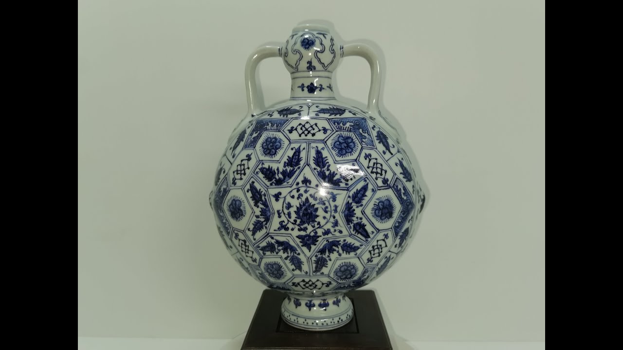稀罕明永乐青花花卉锦纹双耳扁瓶-高30厘米Ming Yongle blue and white floral brocade decoration moon flask - height 30 cm