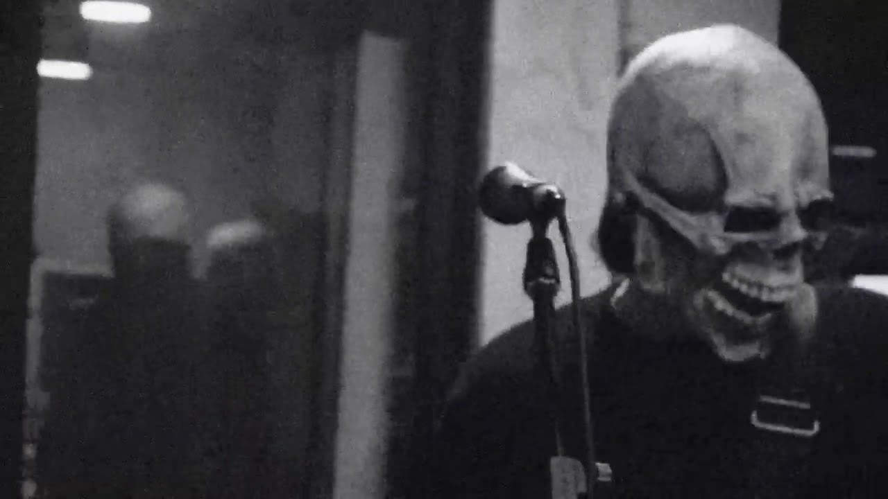 RUINES - CARA O SELLO (liryc video)