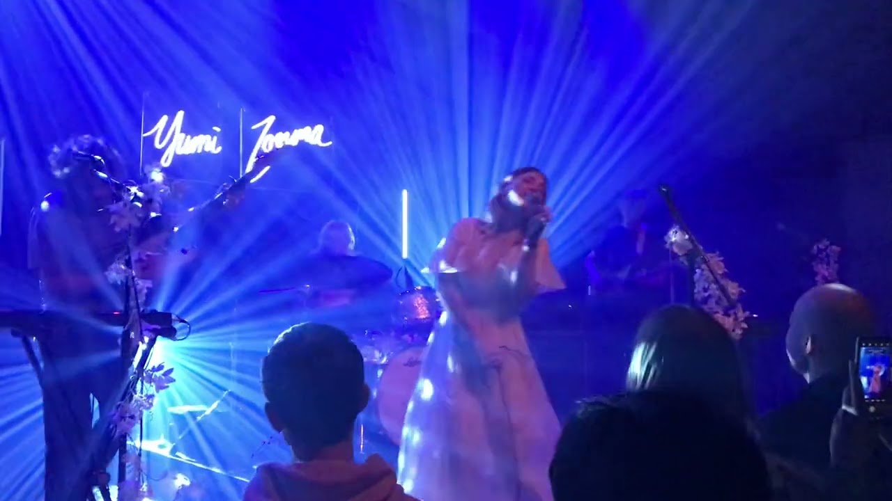 Yumi Zouma - In Camera (Live @ Melkweg, Amsterdam on March 27, 2022)