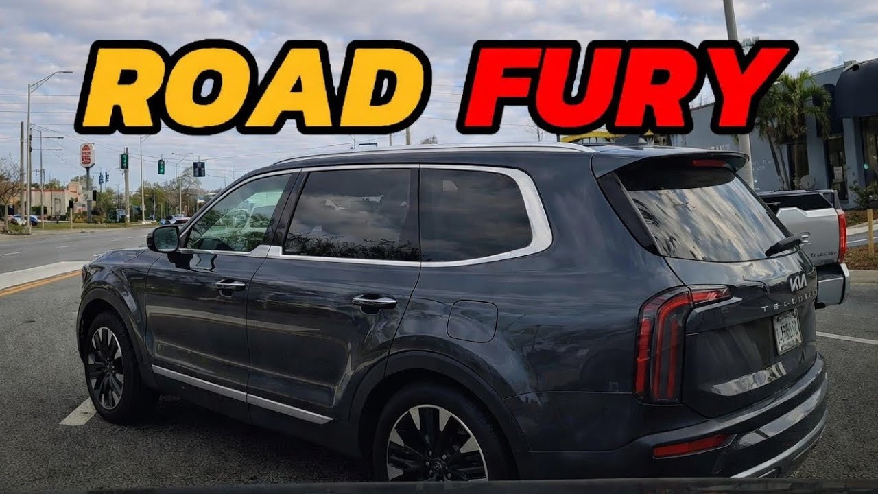 Road Fury Erupts After SUV Gets Blocked From Turn Lane