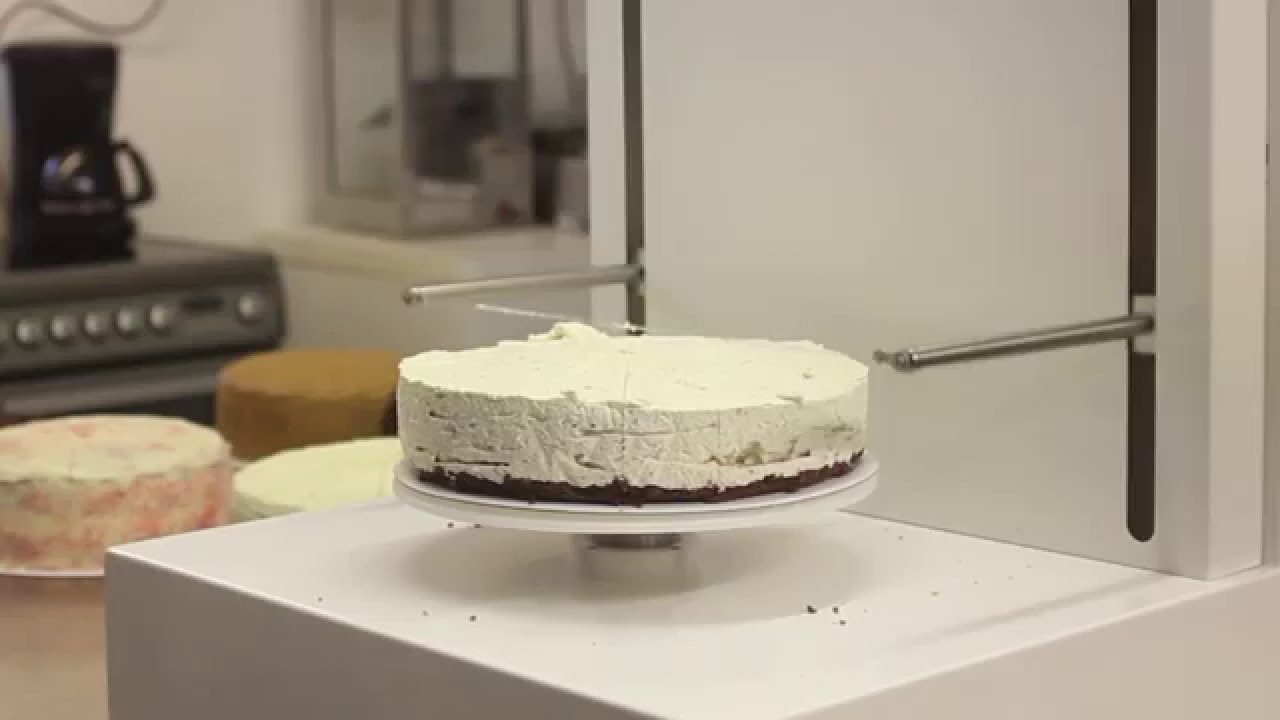 How to cut a fresh Cheesecake in 20 Seconds - CakePortioner.com