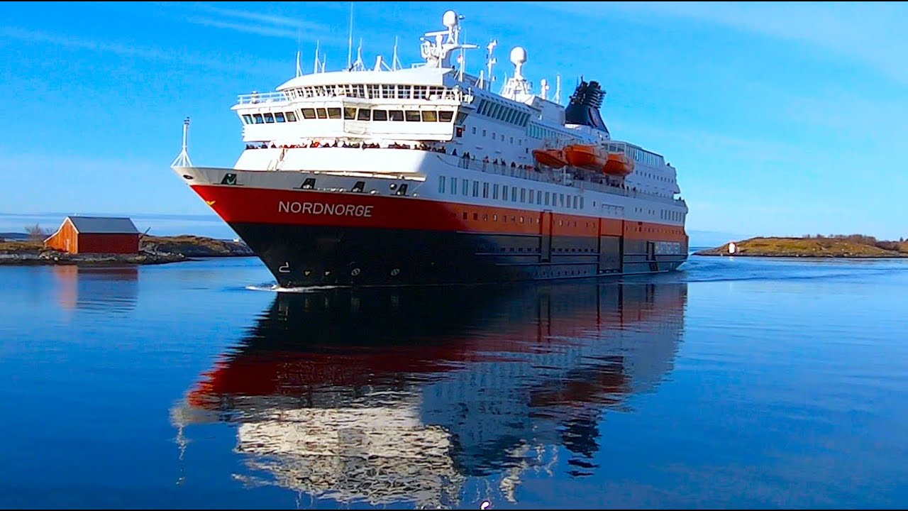 Hurtigruten Nordnorge Arrives and Departs Brønnøysund in Norway