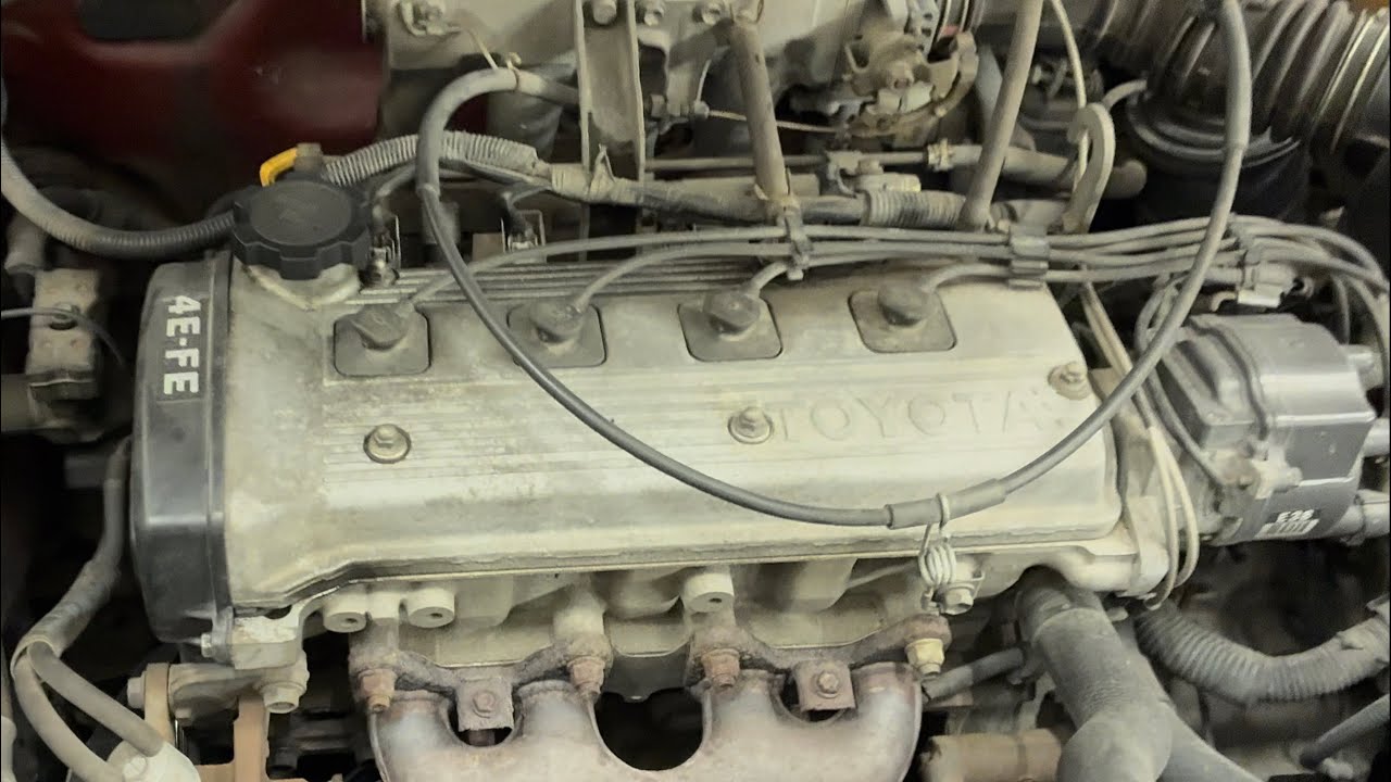 30 éves Toyota Corolla vezérlés csere.