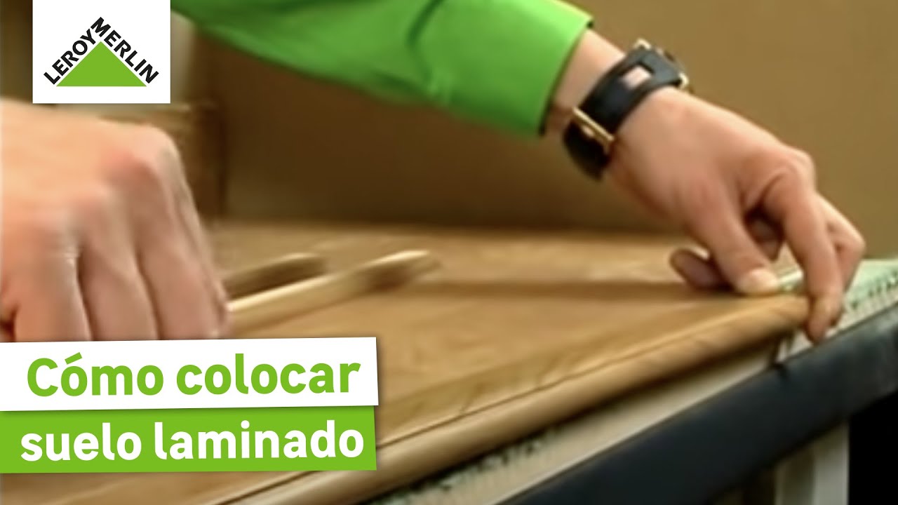 Cómo colocar suelo laminado y rodapié Parte II | LEROY MERLIN