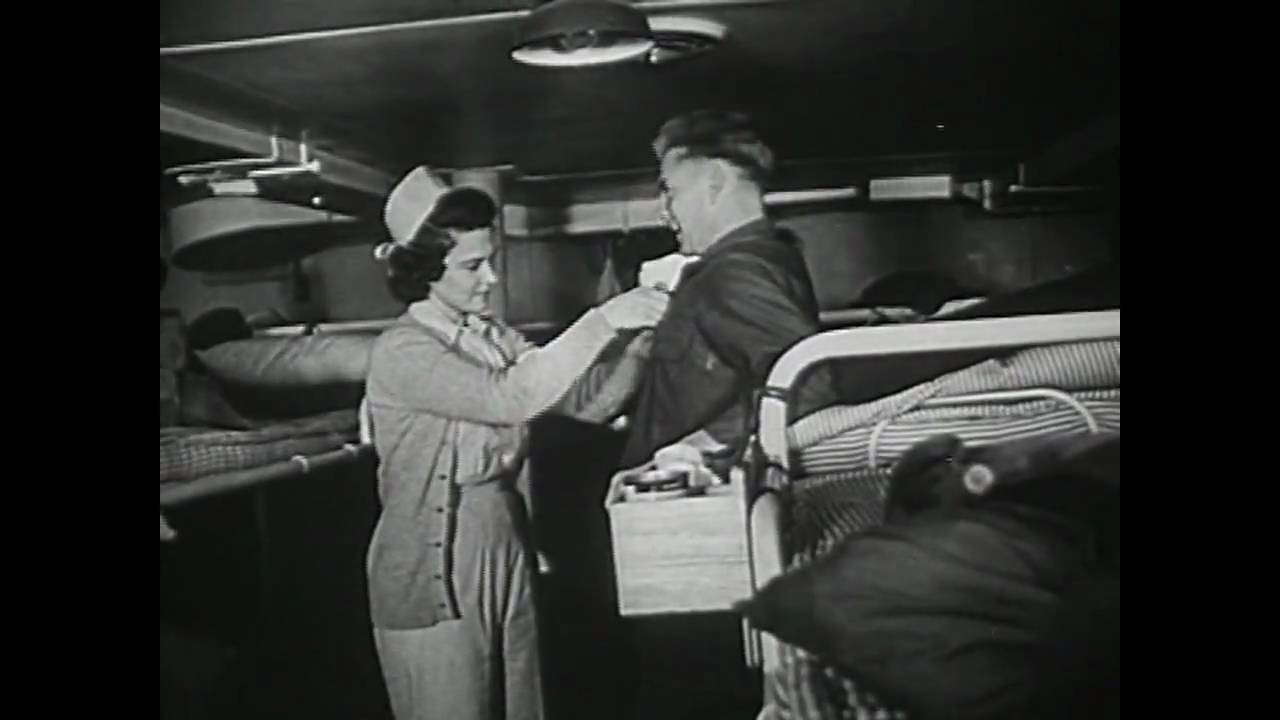 Армейская медсестра (1945)