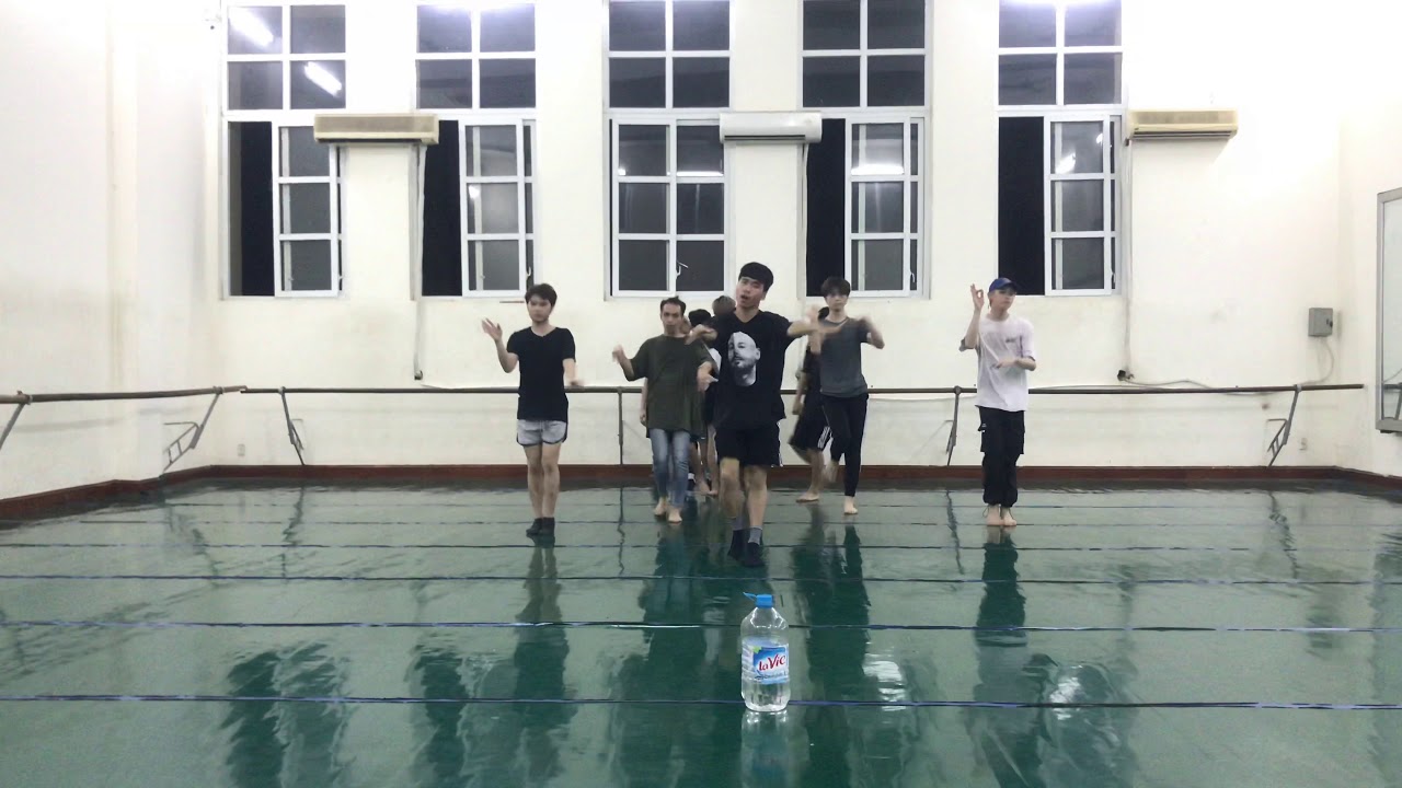 IZ*ONE VIOLETA - Dance cover by Straight Men