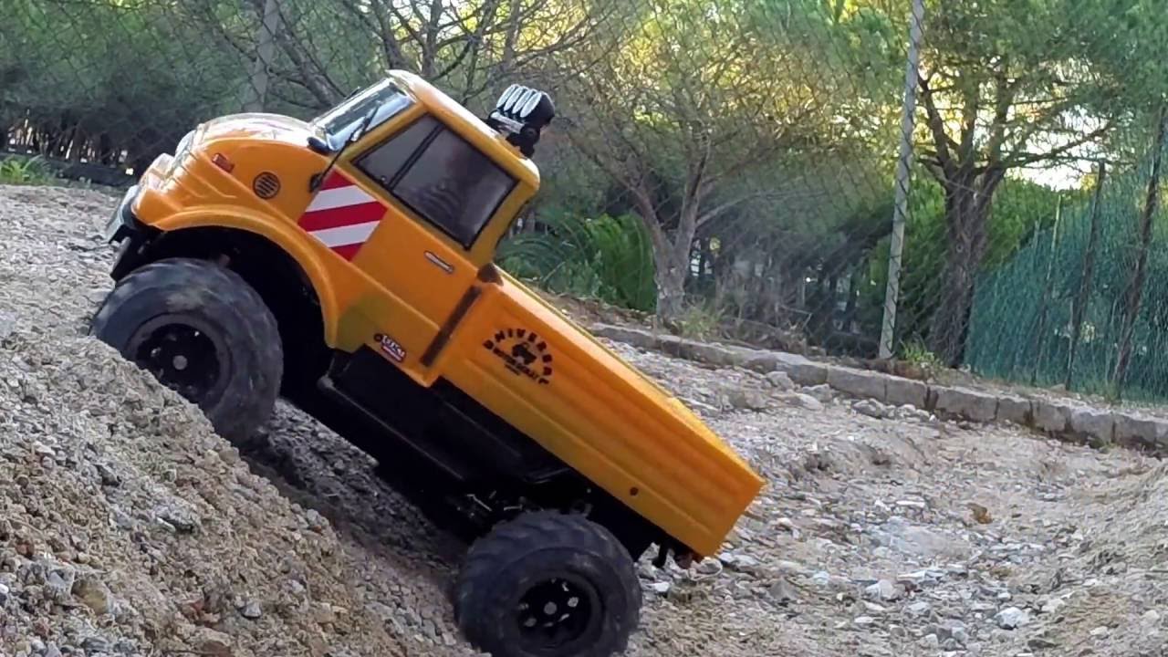 Tamiya CC 01 Mercedes Unimog 406 First run