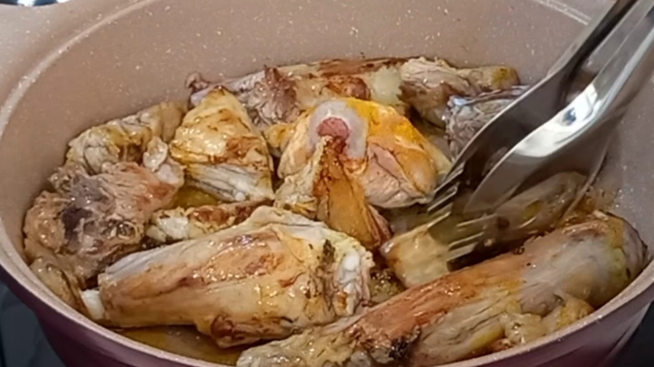 طرز تهیه چلو گوشت گوسفند ، اگرچلوگوشت خور قهارباشی بایدبدونی گوشت این چلو باچه ادویه هایی درست میشه🤔