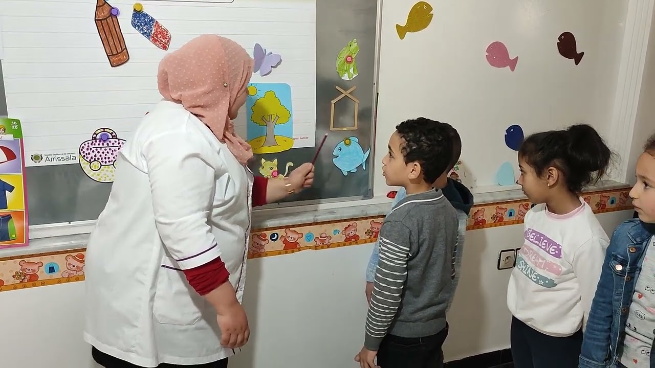 crèche Like mamy leçon, en haut en bas